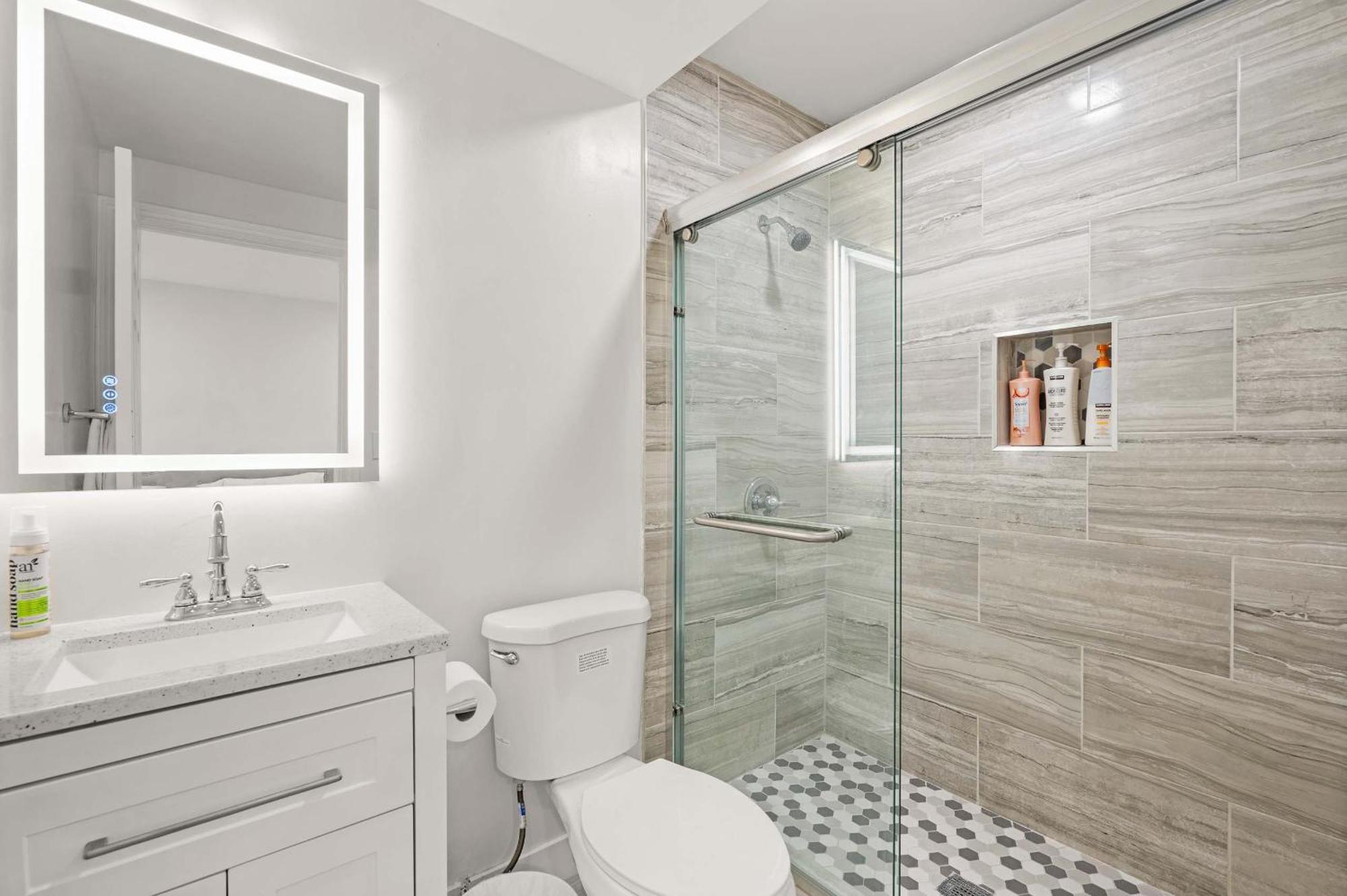 New Renovated 2B2B Apt Self Checkin Free Parking 1 Pasadena Luaran gambar