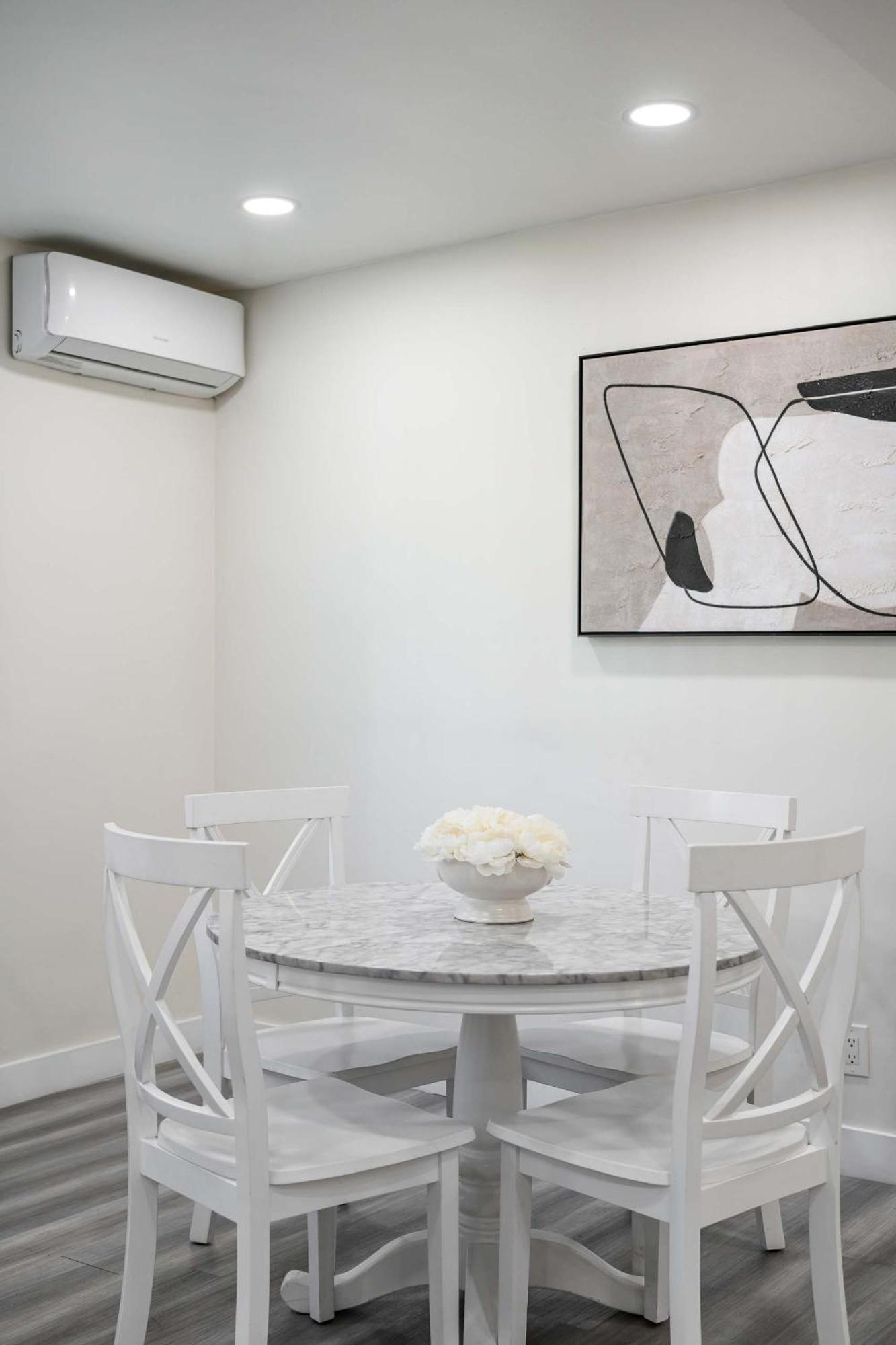 New Renovated 2B2B Apt Self Checkin Free Parking 1 Pasadena Luaran gambar